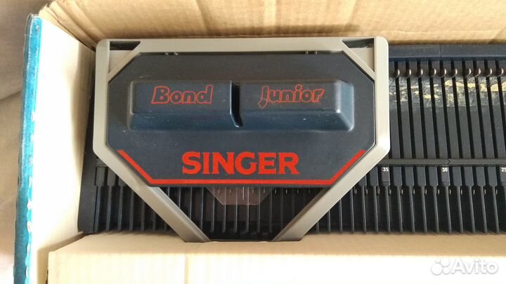 Машина вязальная ручная singer bond junior