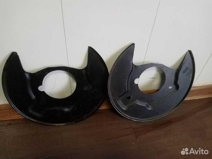 Щит тормозной Газель передний, правый и левый