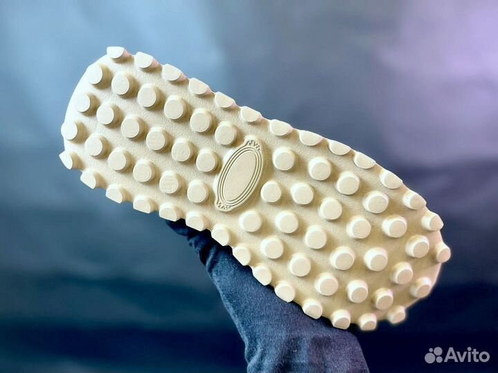 Кроссовки Boss удобные