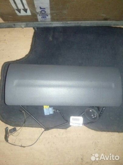 Подушка безопасности пассажира Рено Логан