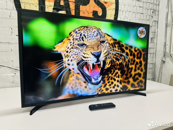 Метровый яркий Samsung 109см SMART TV WI-FI
