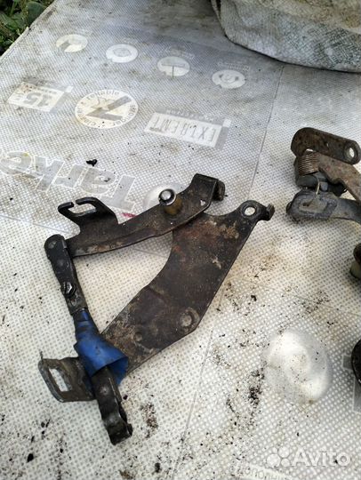 Карбюратор Мерседес 124