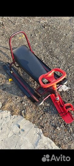 Детский снегокат со спинкой