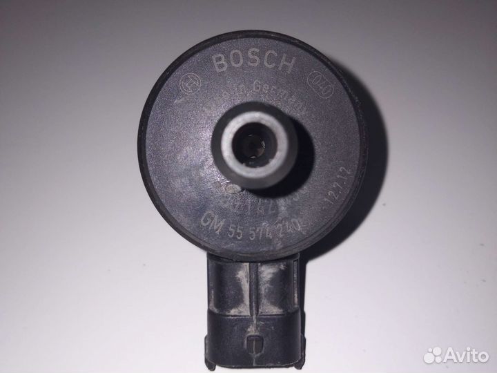 Клапан вентиляции топливного бака