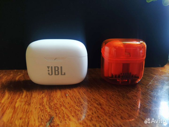 JBL 225, 230. Беспроводные наушники