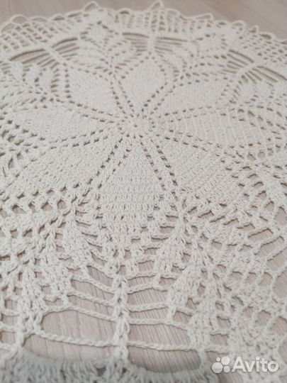 Салфетка вязаная
