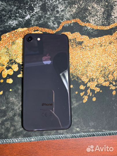 iPhone 8, 64 ГБ