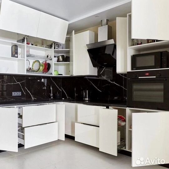 Кухонный гарнитур угловой на заказ