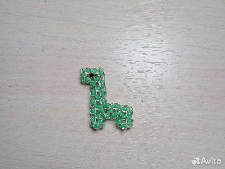 Фигурка из бисера ручная работа