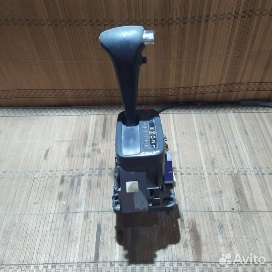Селектор АКПП Nissan Sanny седан FB15 QG15 2000