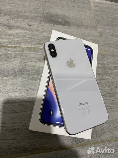iPhone X, 64 ГБ