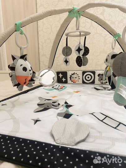 Развивающий коврик tiny love день и ночь