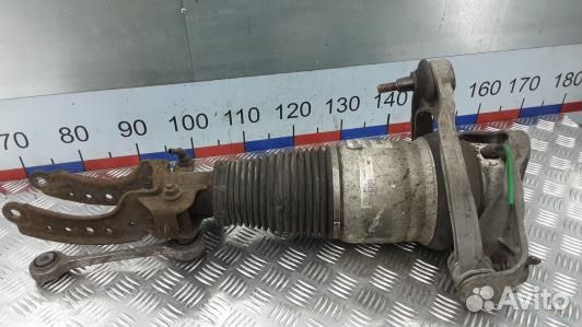 Стойка передняя правая audi Q7 (8AD10N501)