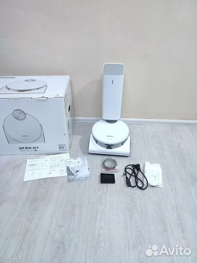 Робот-пылесос Samsung VR50T95735W