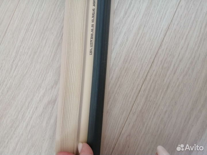 Плинтус для столешницы