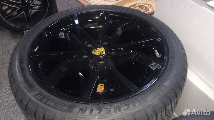 Michelin Pilot Alpin 5 SUV 305/35 R21 и 275/40 R21