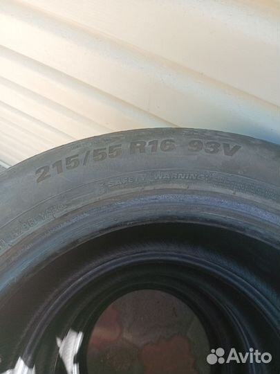 Kumho Ecsta HS51 215/55 R16