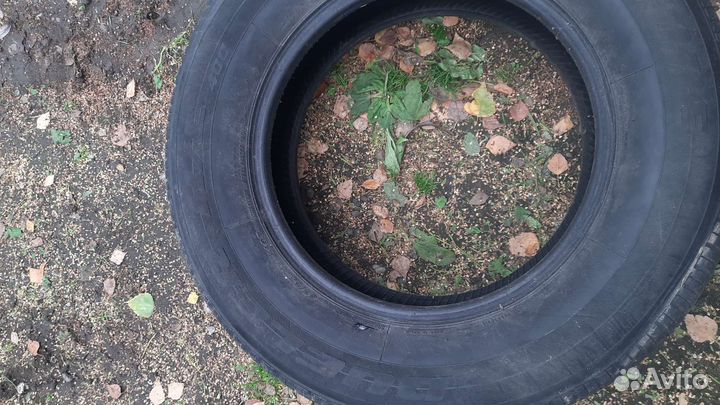 Bridgestone G611 2.25/6 R17
