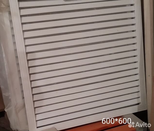 Экран, решетка для радиатора