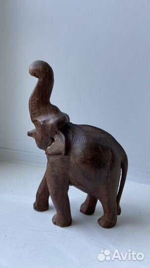 Слон деревянный