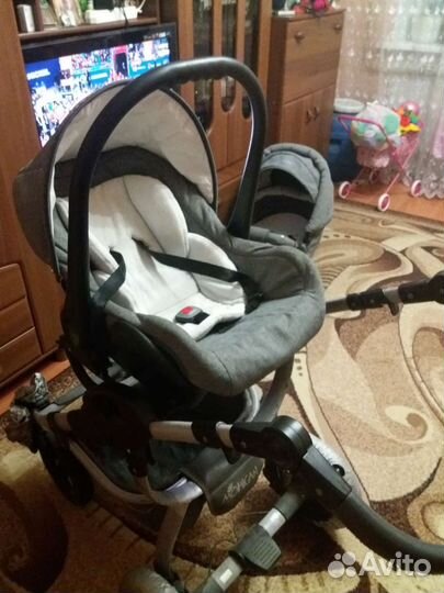 Коляска 3 в 1 mohigan