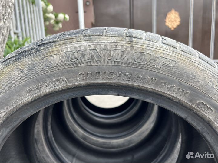 Dunlop SP Sport Maxx 225/50 R17
