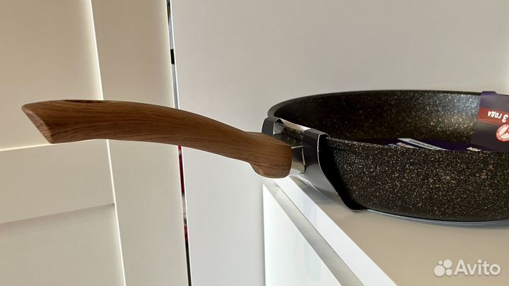 Сковорода kukmara 28 см granita ultra новая