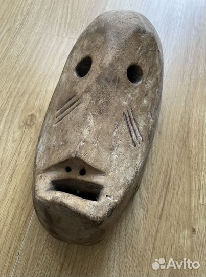 Маска африканская древняя