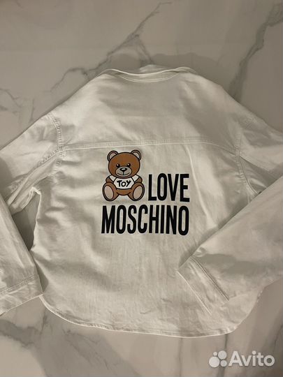 Комплект джинсовая куртка и шорты в стиле Moschino