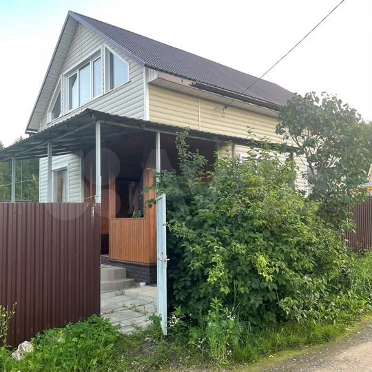 Дом 100 м² на участке 4,5 сот.