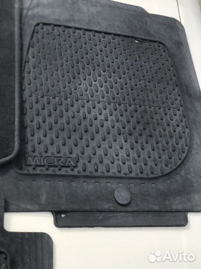 Коврики на автомобиль Nissan