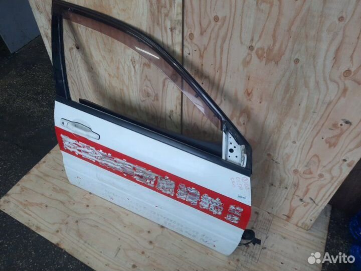 Дверь боковая прав. перед. mitsubishi lancer