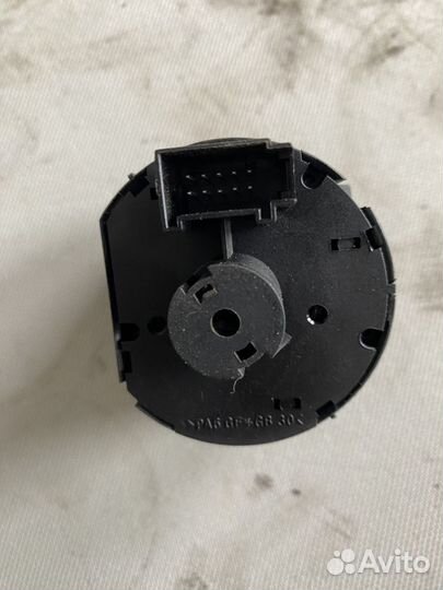 Блок управления светом Volkswagen Golf Plus (Mk5)