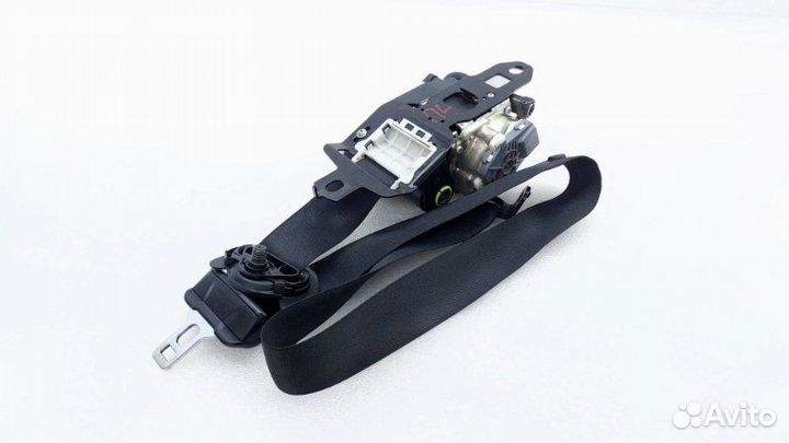 Б/У Б/У Ремень безопасности с пиропатроном