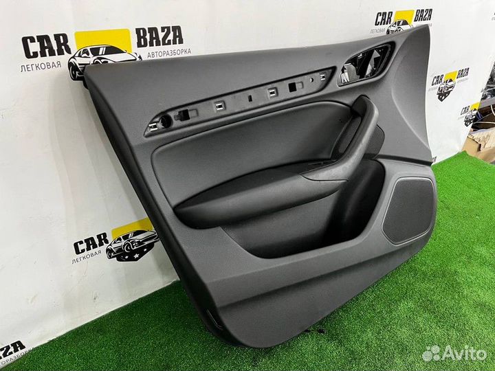 Обшивка двери передней левой L Audi Q3