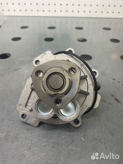 Насос водяной Chevrolet Cruze