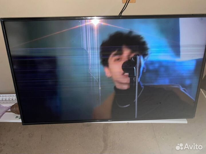 Телевизор SMART tv