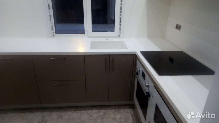 Столешница из искусственного камня