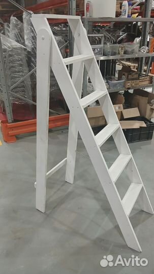 Стремянка белая декоративный, декоративный стеллаж