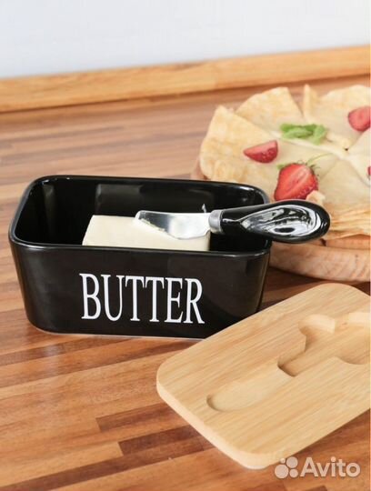 Новая керамическая масленка с крвшкой и ножом