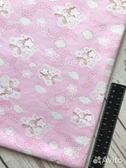 Трикотажная ткань с детским принтом