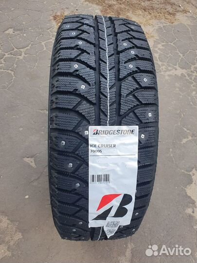 Bridgestone Ice Cruiser 7000S 225/60 R17 99