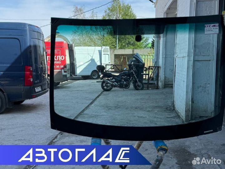 Стекло лобовое Skoda Octavia A5