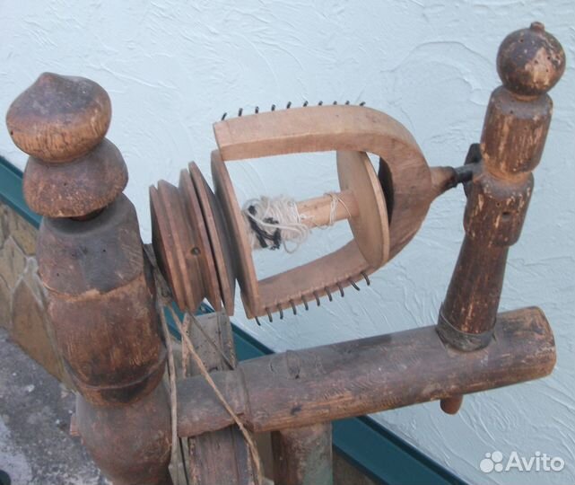 Прялка ручная с колесом