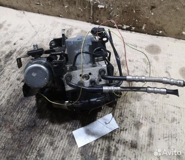 Блок abs audi a4 8e