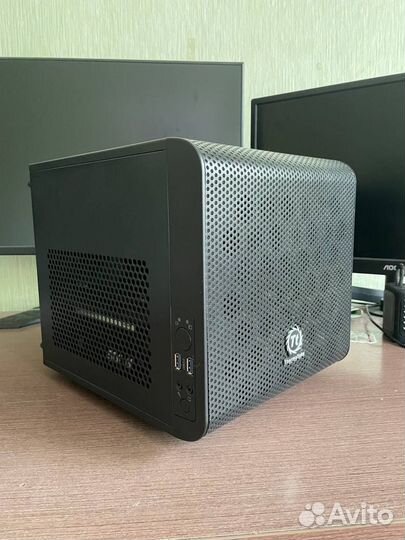 Компактный игровой компьютер с wifi (mini-ITX)