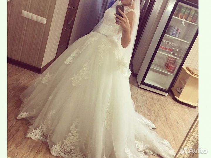 Платье свадебное