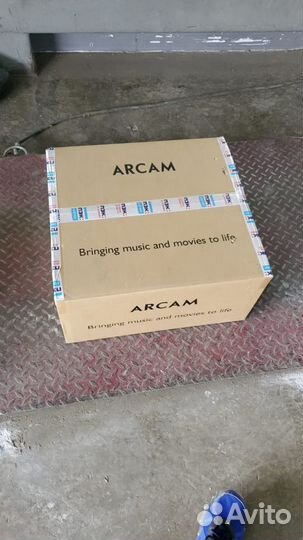 AV ресиверы Arcam AVR