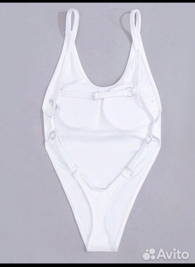 Купальник белый слитный стринги