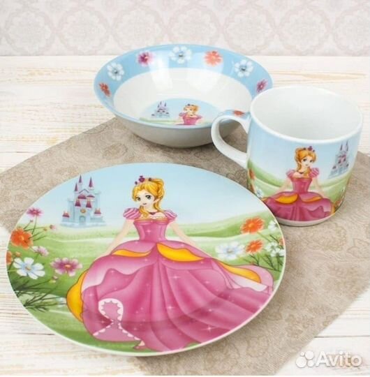 Набор детской посуды фарфор